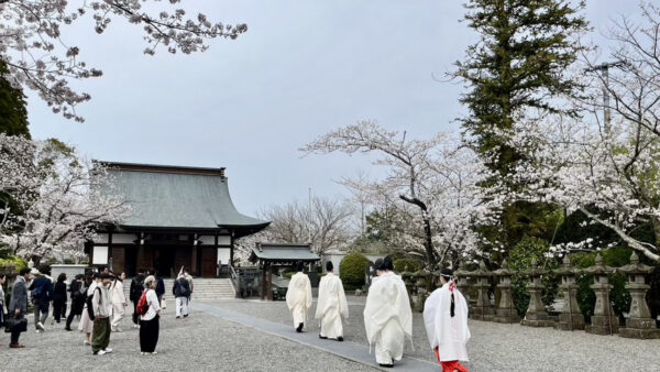 ― 母の祈りと「さくらの集い」―